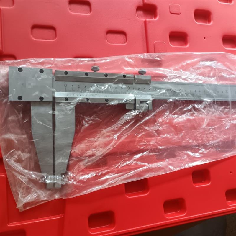 新款上海游标卡尺0-500/600/1000/1500/2000大型卡尺重型机械包邮