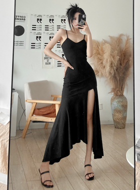 WEIRD PUSS法式辣妹黑色吊带连衣裙设计感不规则开叉显瘦鱼尾长裙