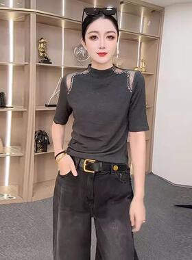 MONLOUVE半高领打底衫女2025早秋新款时髦洋气钉珠镂空拼接中袖百
