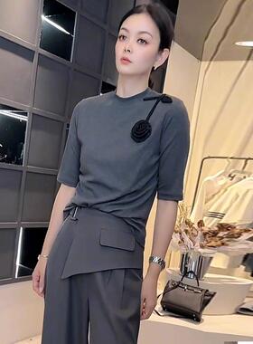 MONLOUVE时尚中袖T恤女早秋新款时髦洋气立体花朵上衣气质修身百