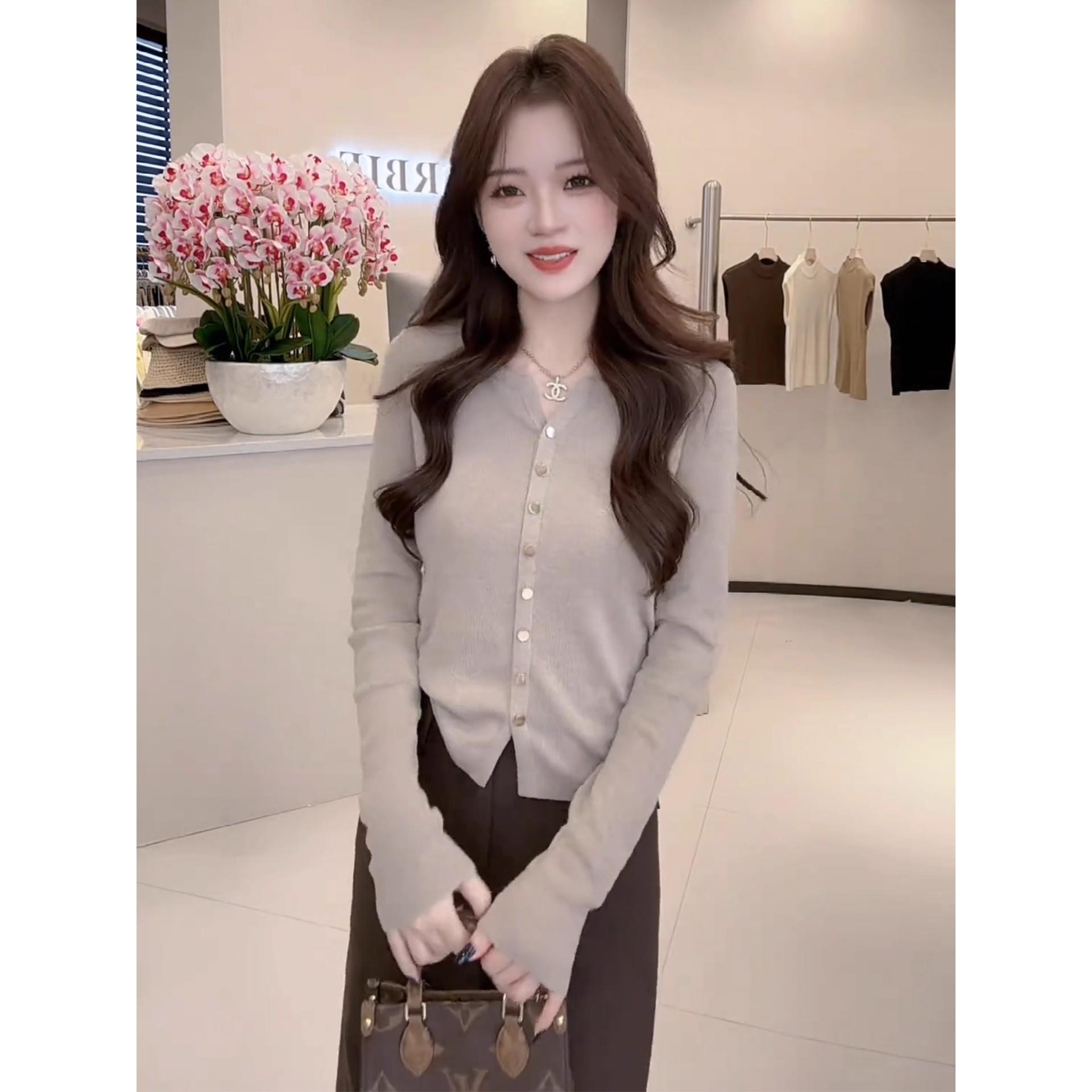 MONLOUVE时尚简约气质长袖毛针织衫女2025早秋新款宽松显瘦小个子