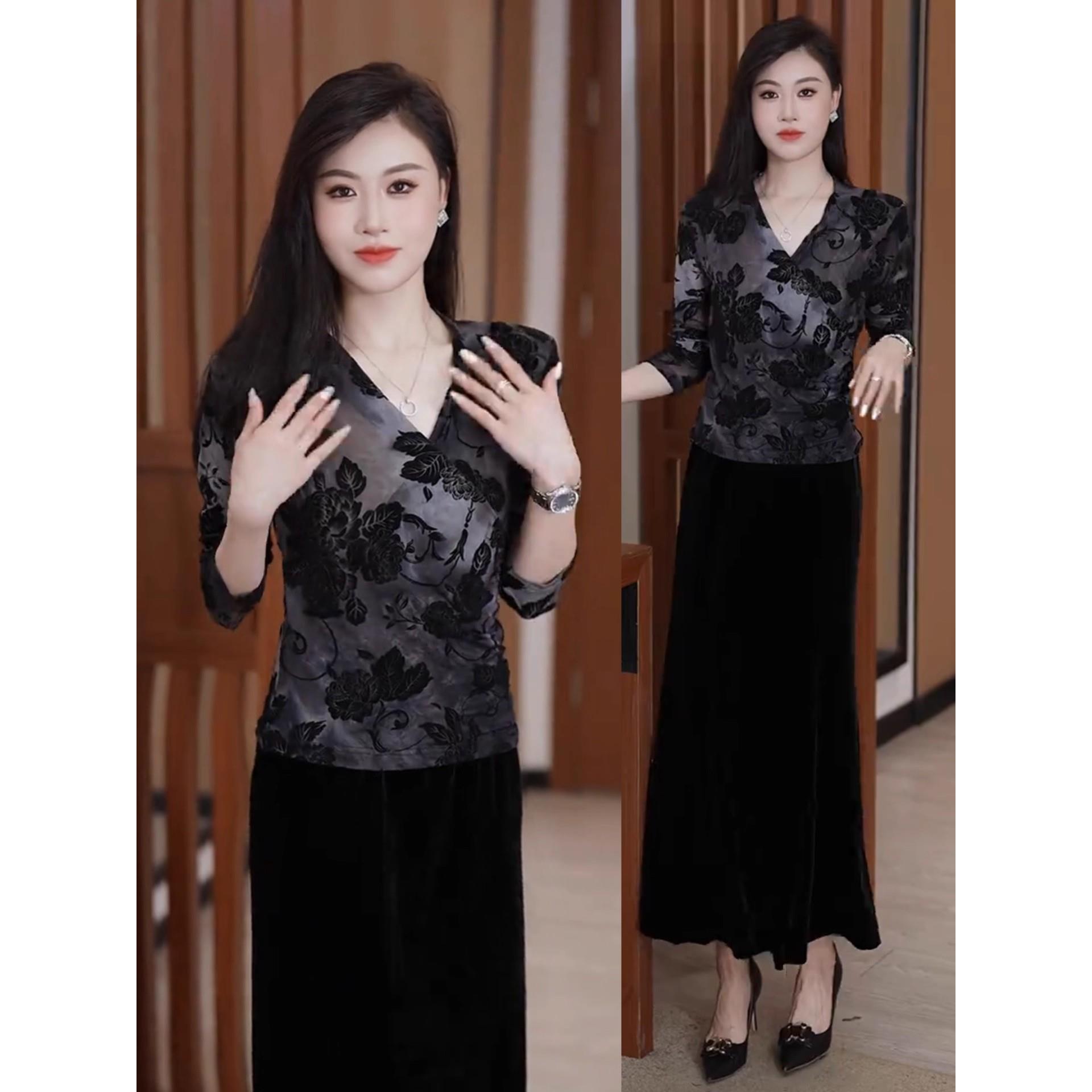 MONLOUVE覆古提花V领长袖t恤女2025秋季新款设计感修身显瘦打底衫