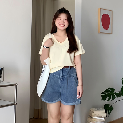 大码女装刺绣V领短袖显瘦上衣