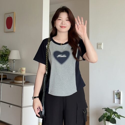 大码胖mm正肩显瘦爱心短袖T恤女