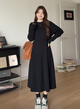 微胖的喵喵大码胖mm秋冬显瘦内搭黑色a字针织打底连衣裙子女2809