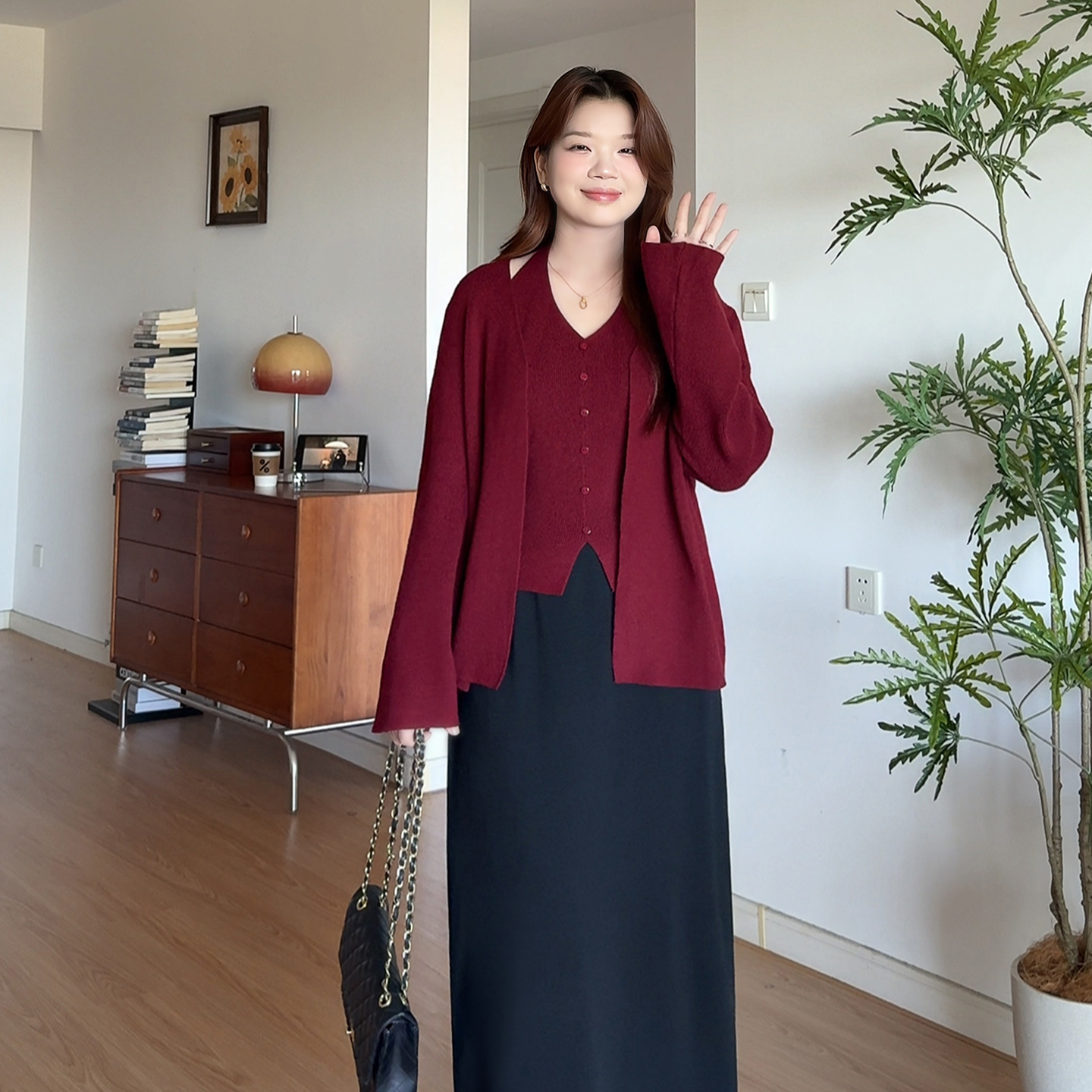 大码女装挂脖背心开衫上衣两件套