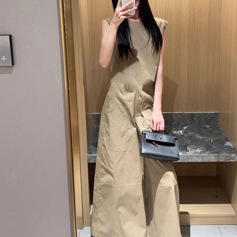 2025年夏季新款御姐风背心马甲套装女不规则口袋拼接线条阔腿裙裤