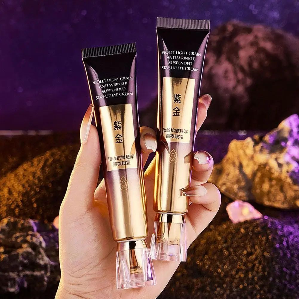 O creme do olho do Anti-enrugamento, desvanece-se linhas fin