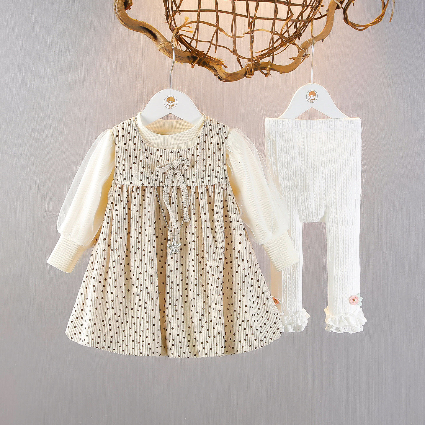 女童春秋波点长袖套装女宝宝新款洋气公主裙背心裙打底衫三件套潮