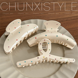 奶油色彩钻抓夹女后脑勺盘发鲨鱼夹子发量多2024新款发卡头饰品