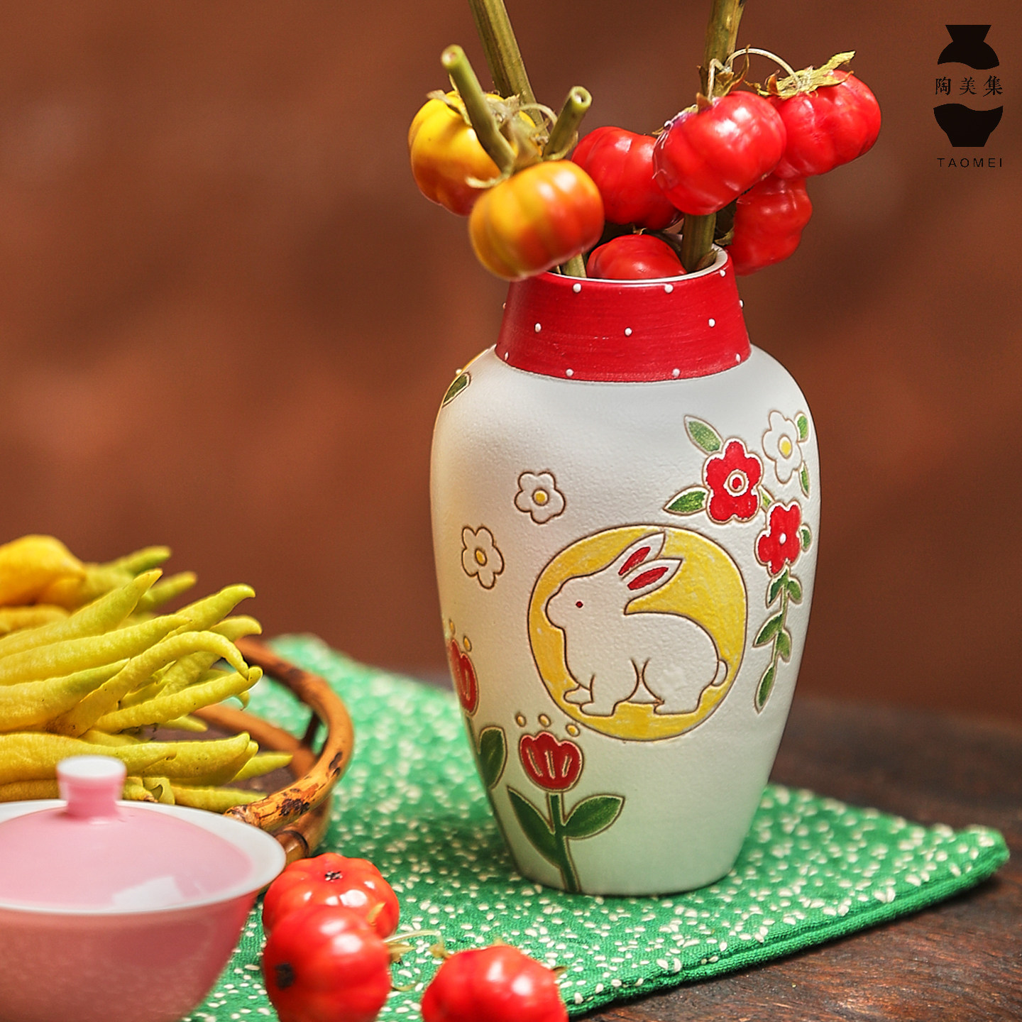 中秋节礼品景德镇创意陶瓷手绘可爱兔子水培鲜花花瓶礼盒装小摆件