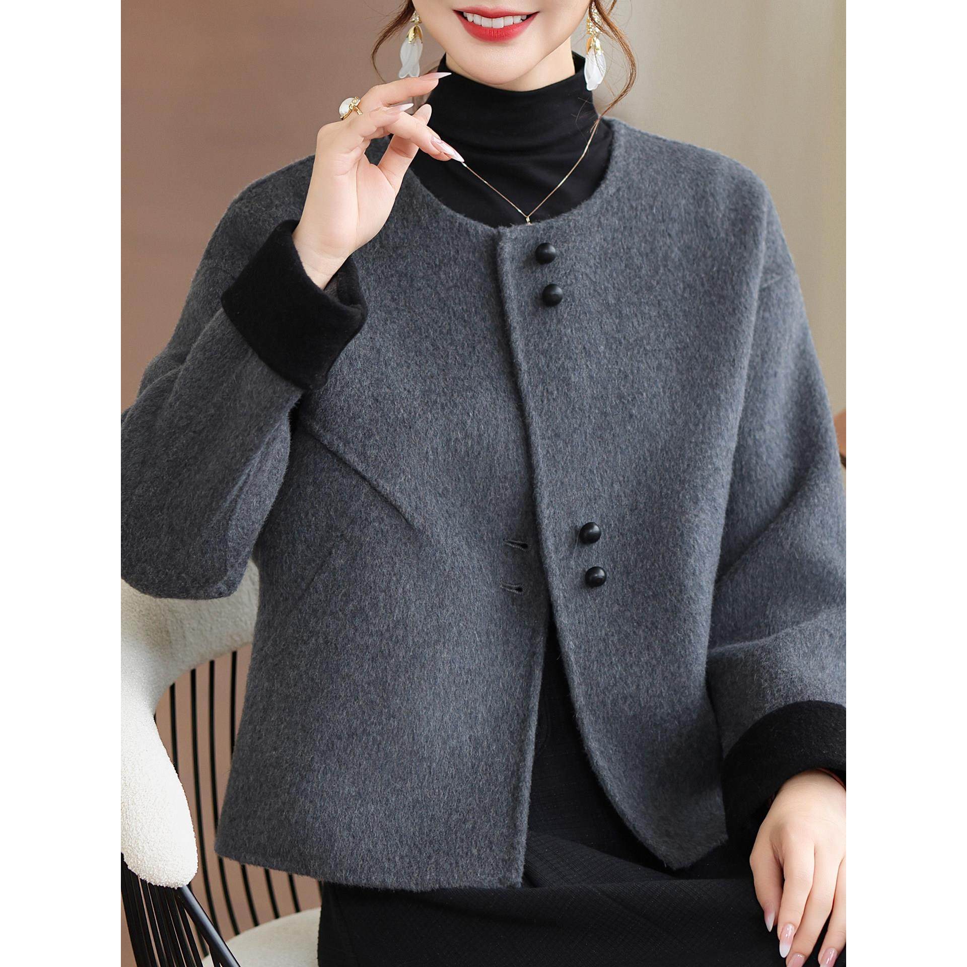 妈妈装秋冬新款高端羊毛呢大衣中老年女装小个子高贵双面羊绒外套