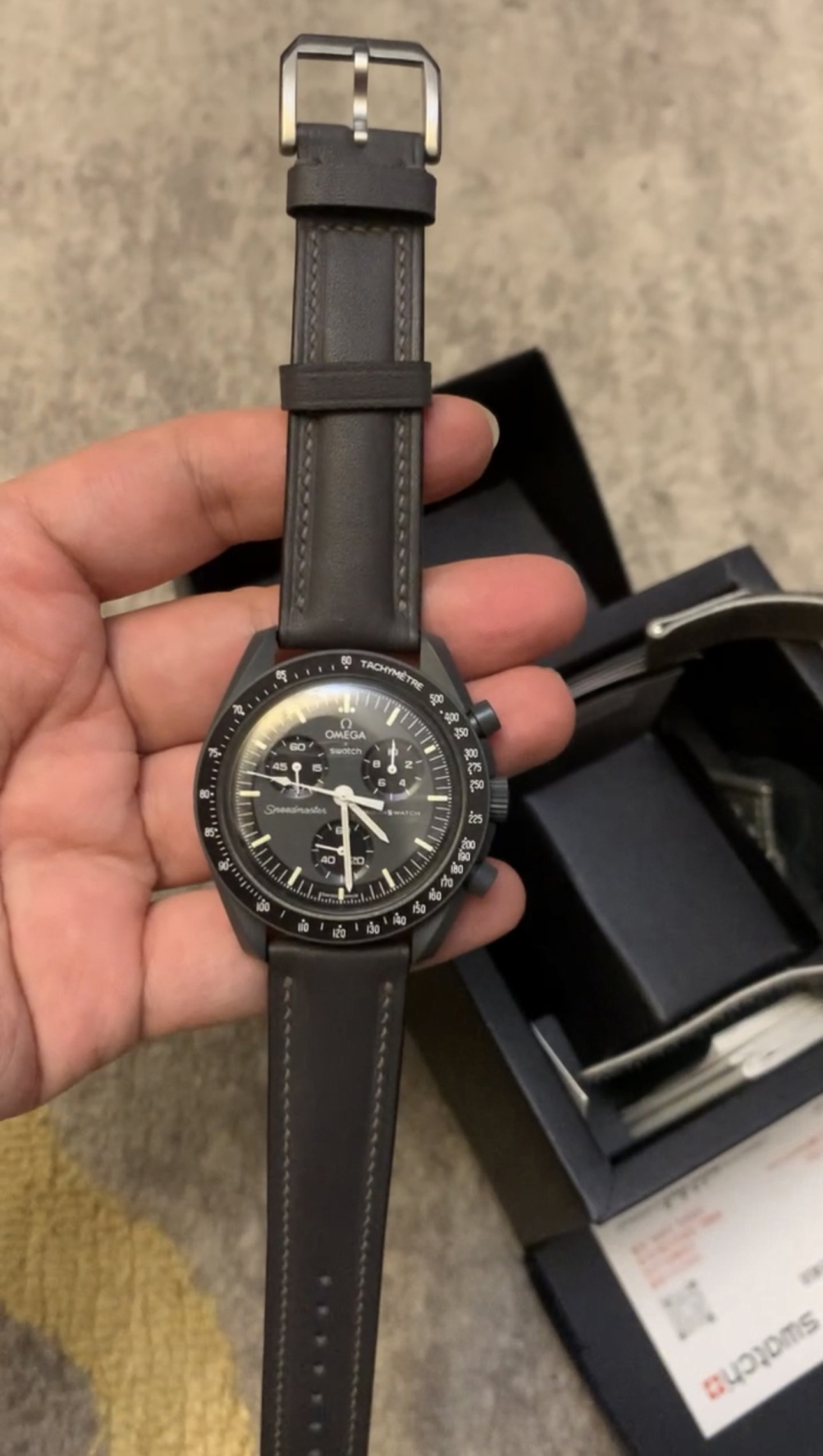 Benchmark 高档大象灰进口细纹小牛皮表带适配欧米茄联名系列