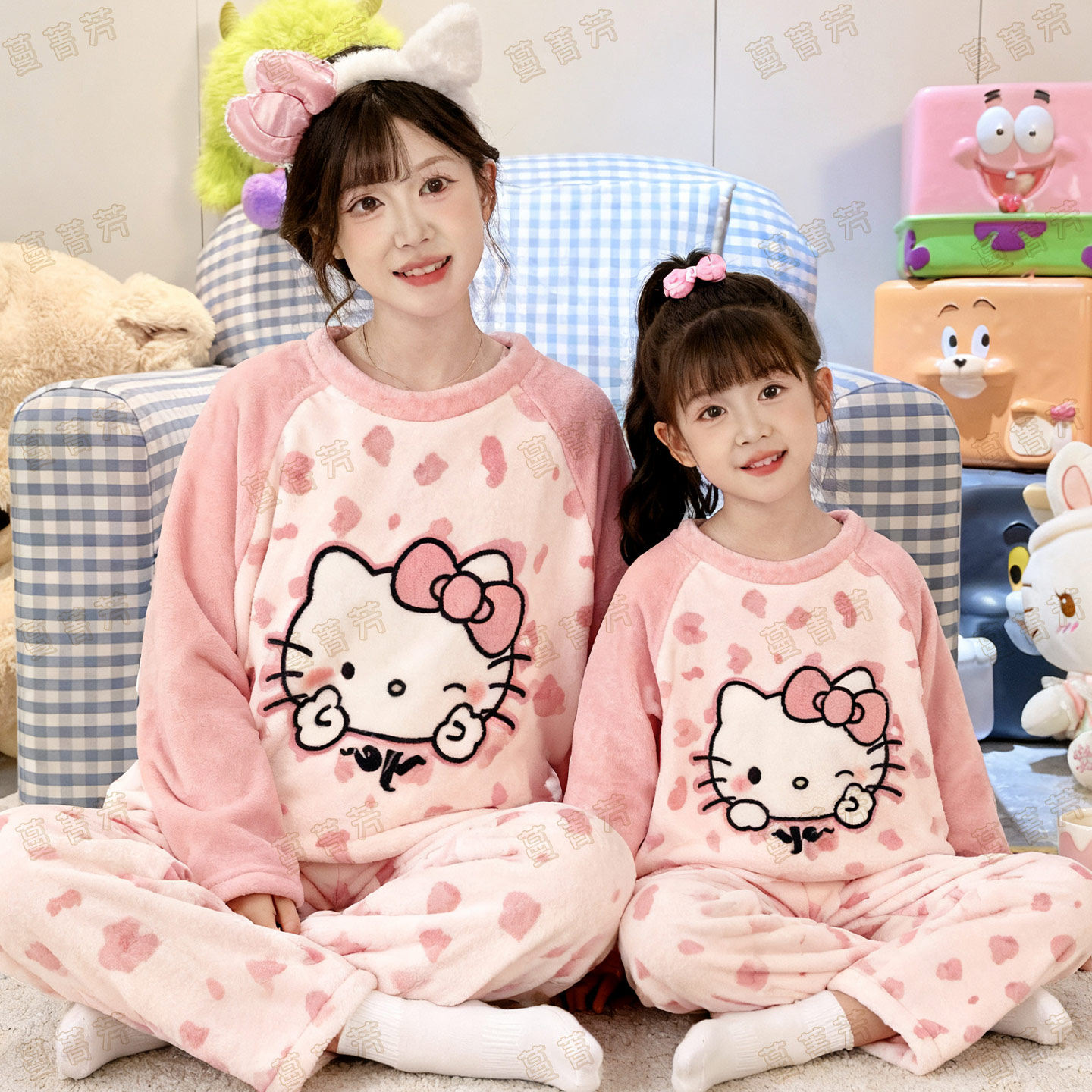 母女装冬季法兰绒加厚kt猫家居服