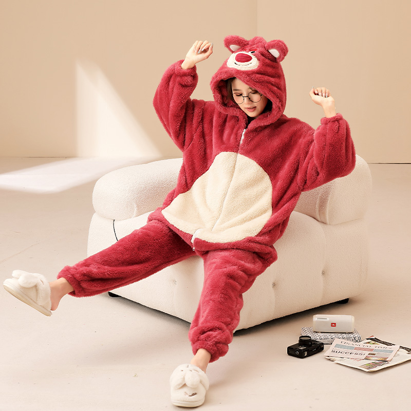 草莓熊睡衣女加厚珊瑚绒卡通可爱连体闺蜜加绒家居服2025新款冬季