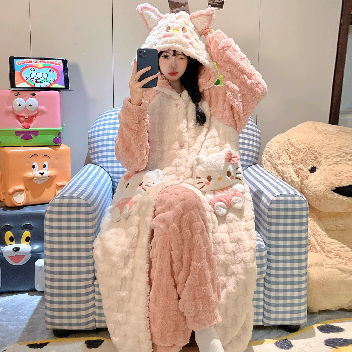 女款冬季珊瑚绒加绒加厚连帽睡袍