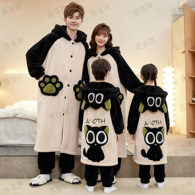 一家四口装冬季罗小黑珊瑚绒睡袍
