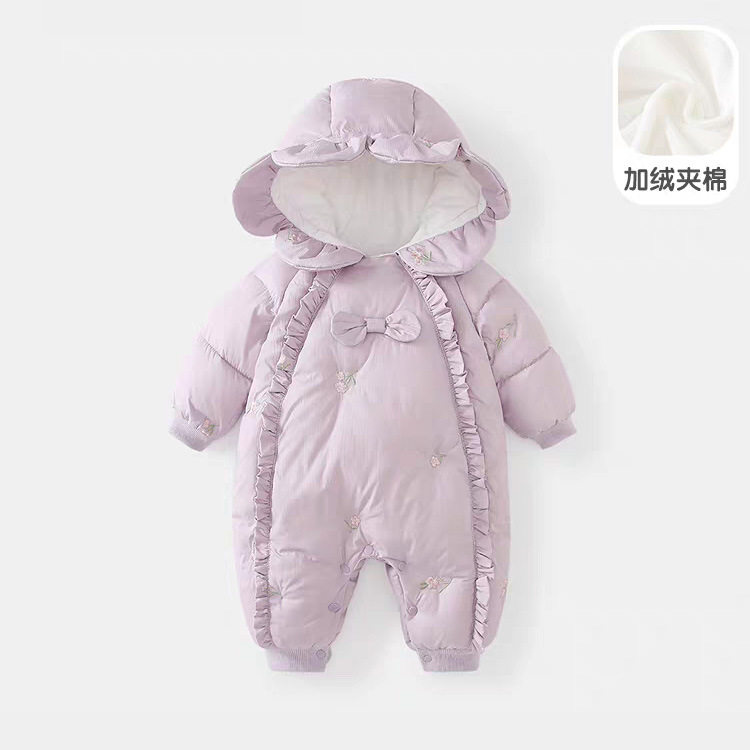 婴儿冬装连体衣服可爱宝