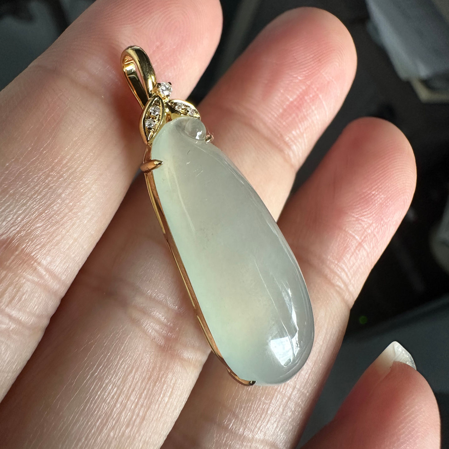 冰种福瓜翡翠吊坠天然缅甸A货18K金镶嵌女士款锁骨链坠子生日礼物