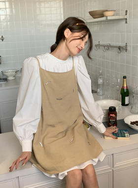 SourceWithYou 温柔千金 米杏色镶钻精致气质高级感吊带连衣裙子