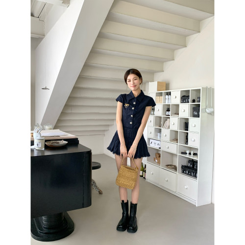 SourceWithU4色短袖上衣半身裙