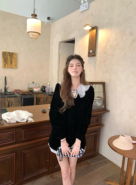 SourceWithU 迷雾山茶 贵姐黑丝绒气质翻领长袖上衣拼接a字短裤女