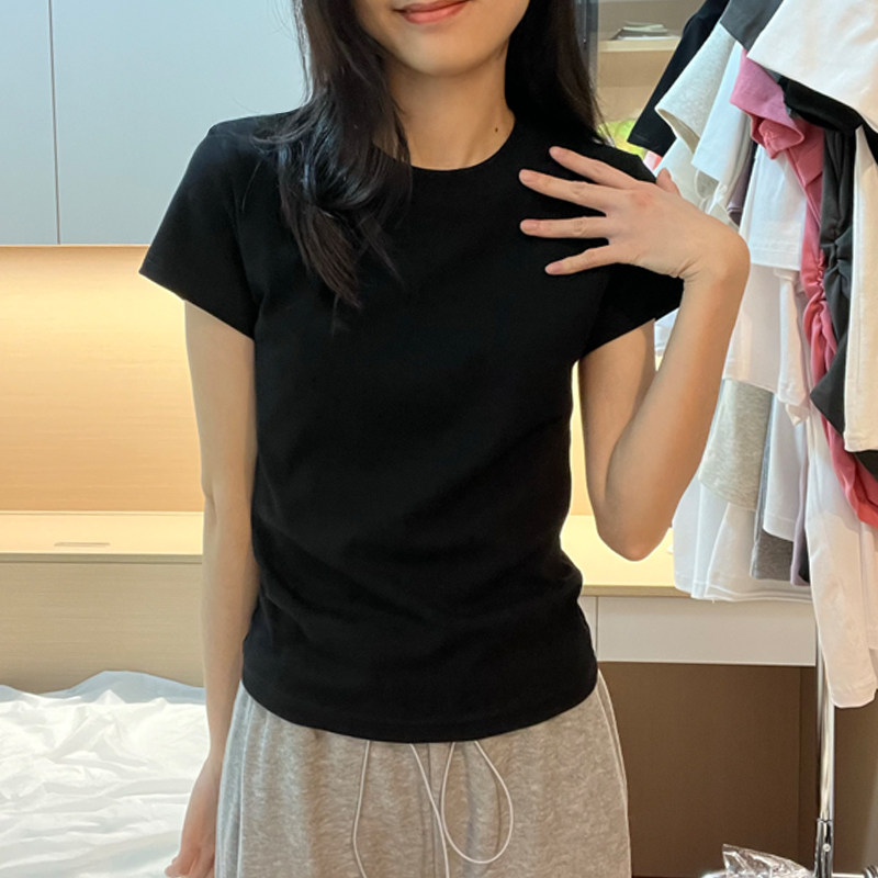 2024夏季新款棉质黑色正肩短袖T恤女修身显瘦基础款穿搭港味上衣