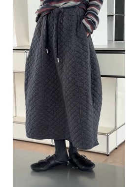 秒发诗歌兰96616时尚极简设计感松紧腰休闲菱形格棉裙女2025秋冬