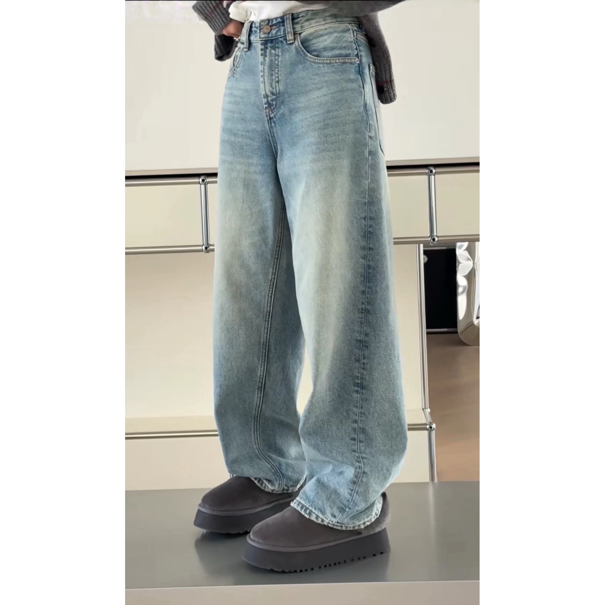 秒发25年冬款诗歌兰18063复古美式个性裤脚磨破加绒直筒牛仔裤女