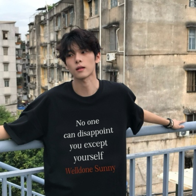 新款小众潮牌短袖welldonesunny