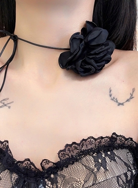 百搭脖链脖子上的绑带饰品女锁骨链颈链黑色项圈颈带2022年新款潮