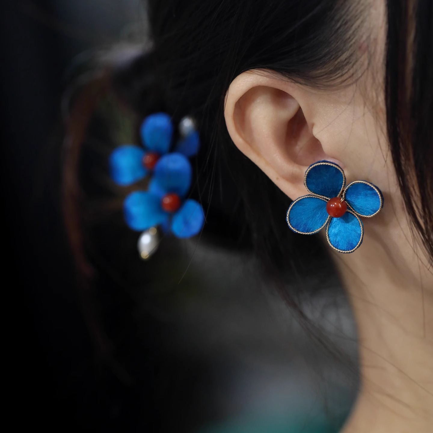 新中式国风耳钉纯手工非遗绒花花朵耳钉蓝色 古风旗袍汉服耳饰