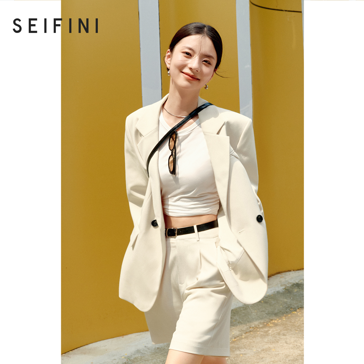 经典简约显瘦西装