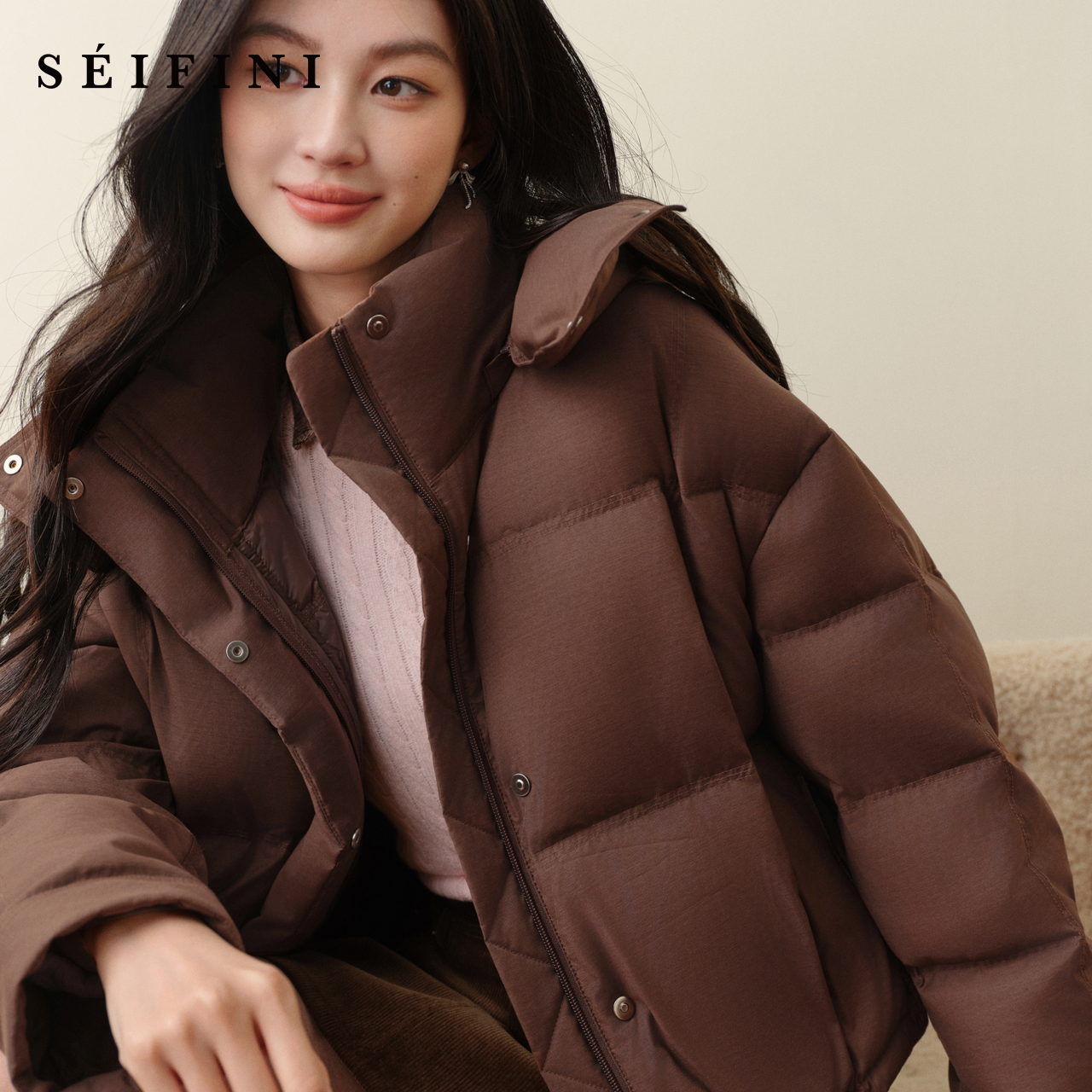 诗凡黎韩版保暖面包服多色轻型醋纤外套2025冬新款短款连帽羽绒服