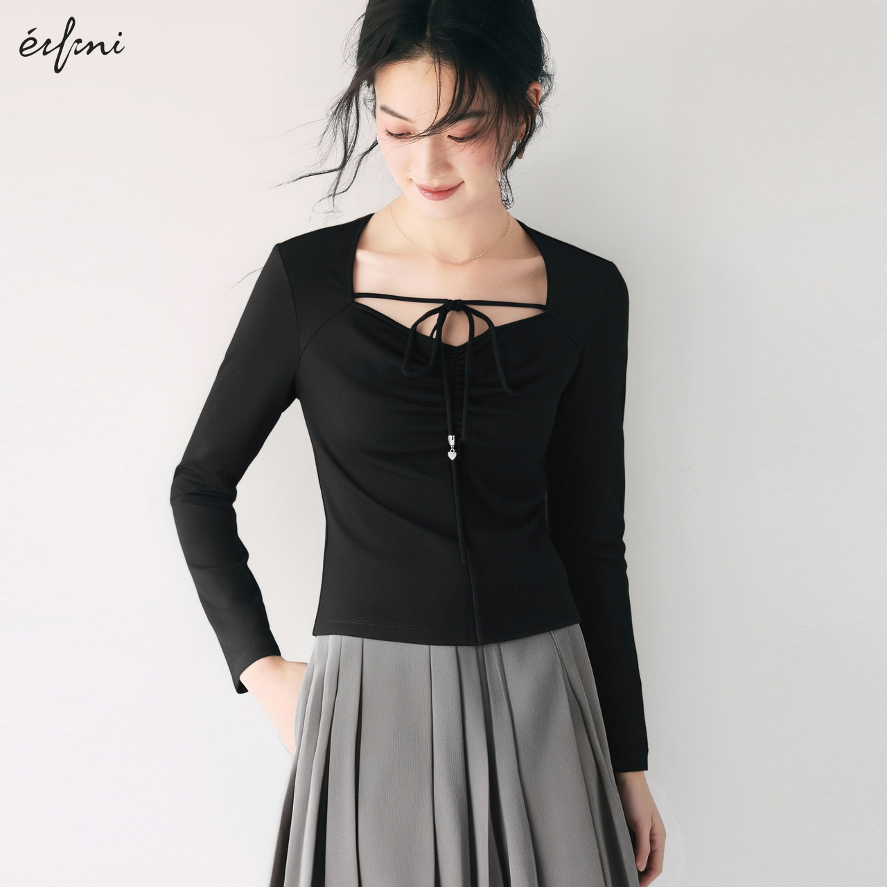 【商场同款】伊芙丽衬衫胸前系带V领收腰显瘦黑色上衣ZF3120081