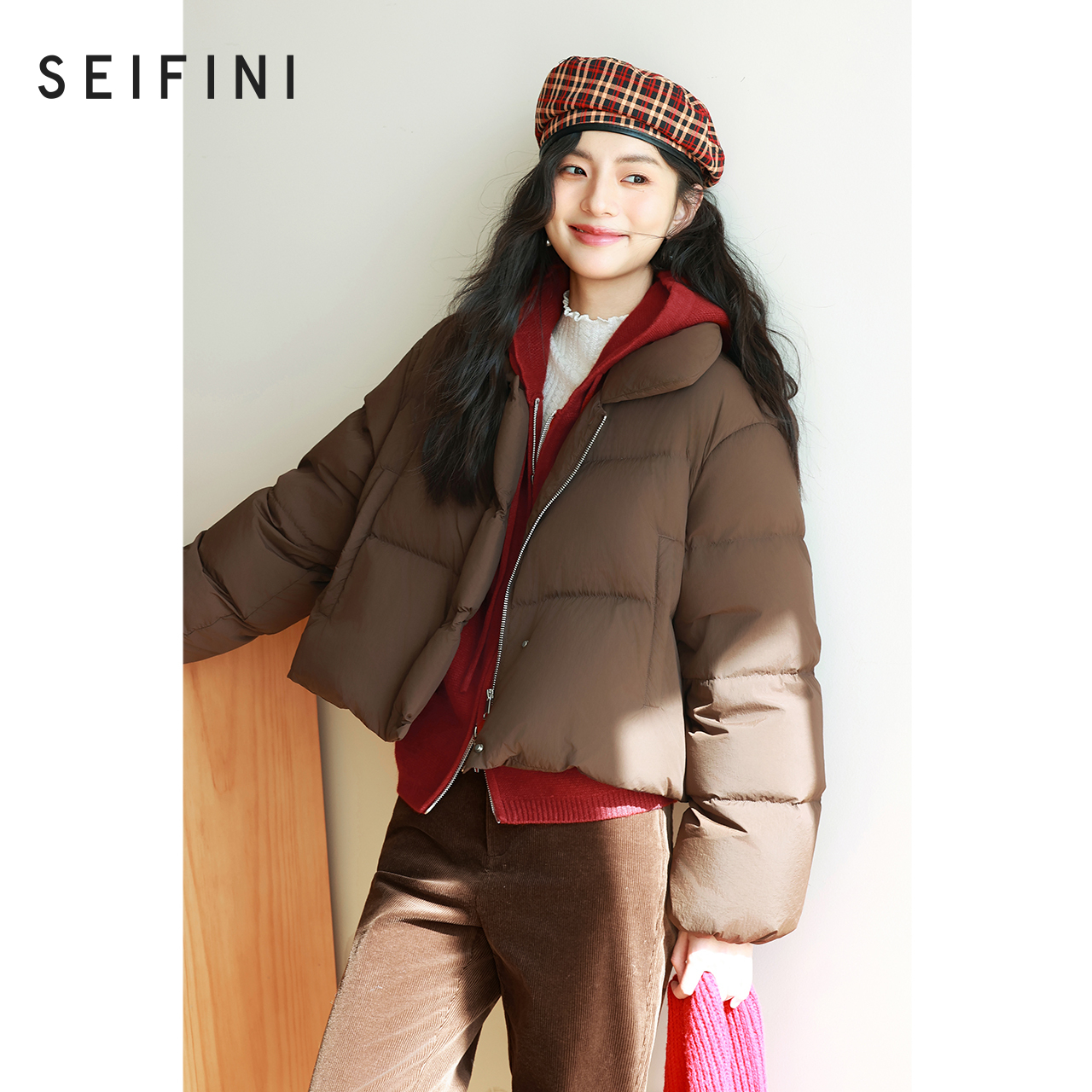 诗凡黎90鸭绒立领连帽羽绒服秋冬短款保暖厚外套伊芙丽outlets店