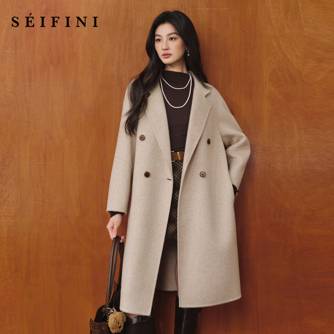 诗凡黎多色驼绒蚕丝双面呢外套2025冬新款双排扣H型高级感大衣女