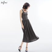 伊芙丽outlets店格雷系气质方领高级感坑条针织连衣裙春夏长裙女