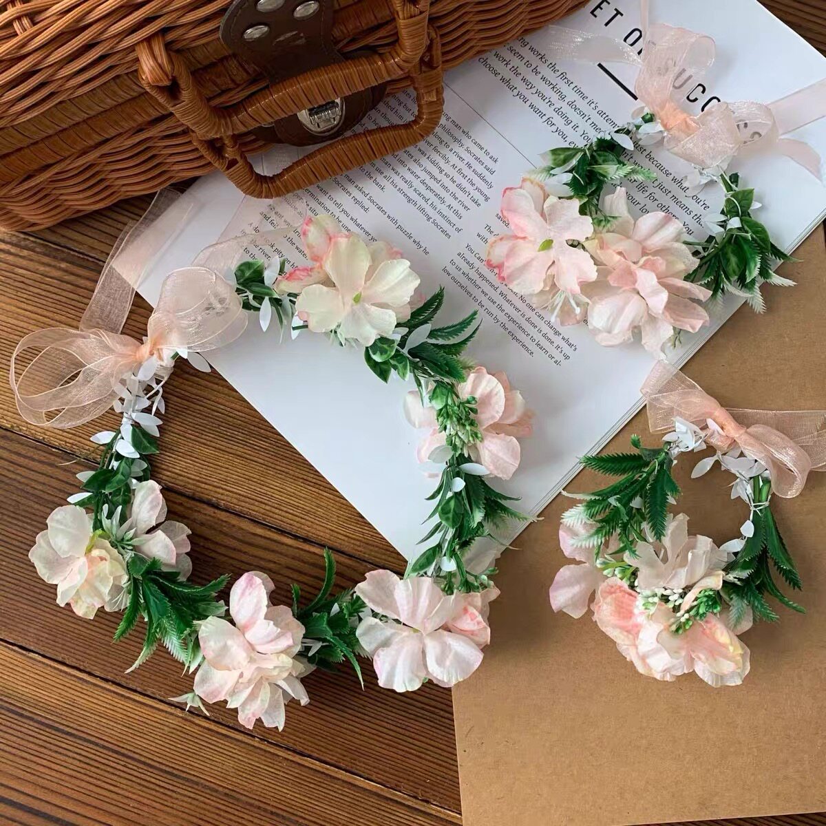 儿童花环手腕花毕业拍照道具舞台表演手花女生跳舞彩色花朵发饰
