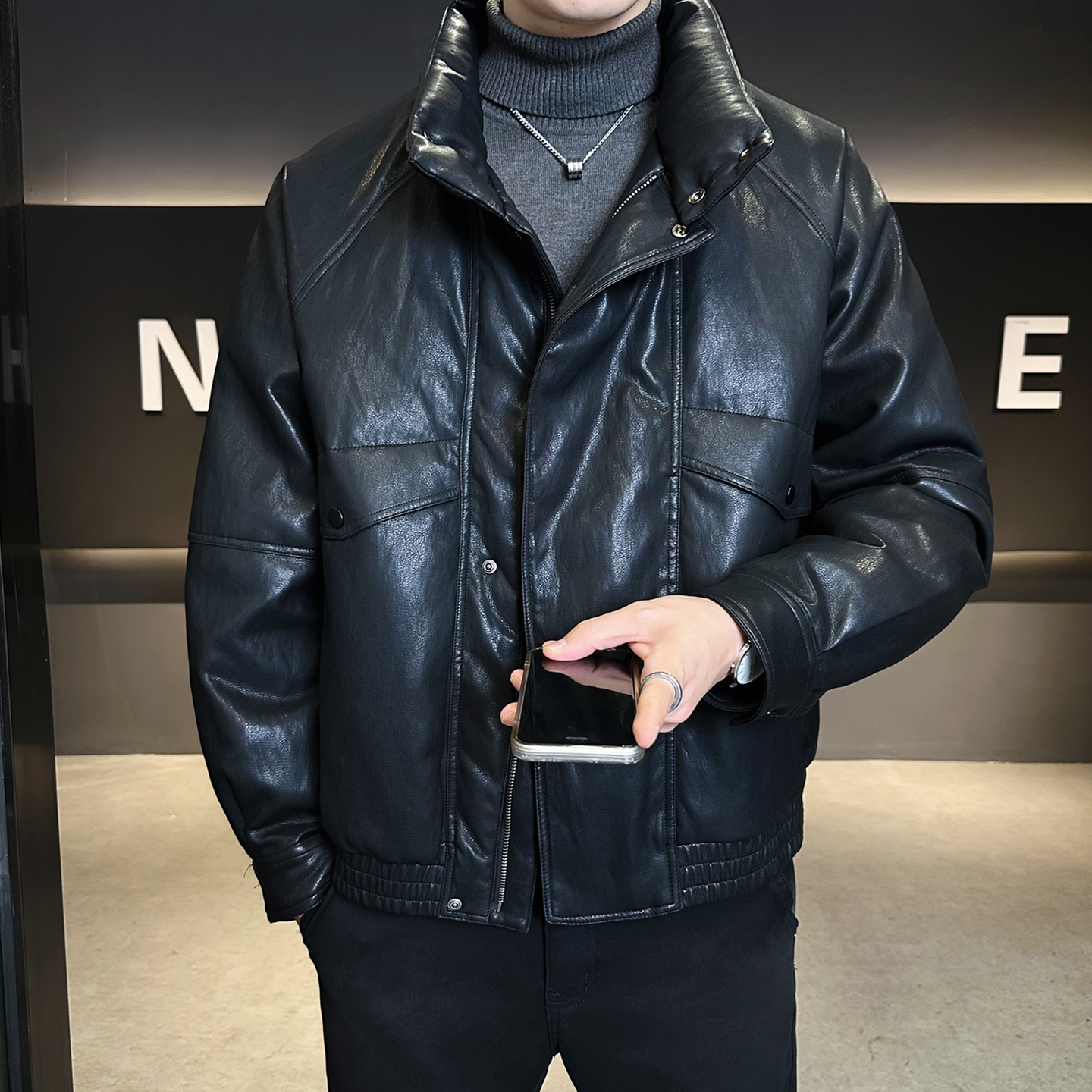 95绒爆款立领皮羽绒服男冬季2025新款皮面保暖痞帅防寒服羽绒外套