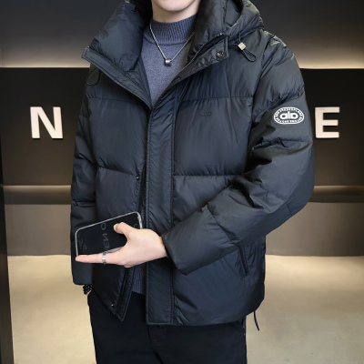 简约连帽加厚羽绒服男冬季2025新款高级感痞帅高端轻薄防寒服外套