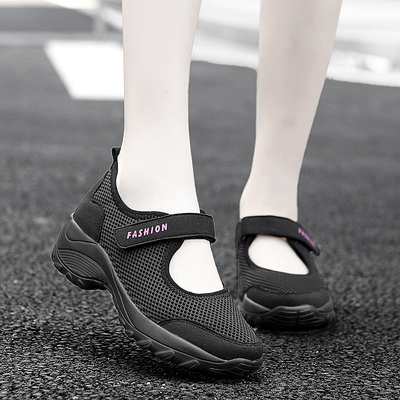 老人运动鞋女夏季网眼妈妈鞋子