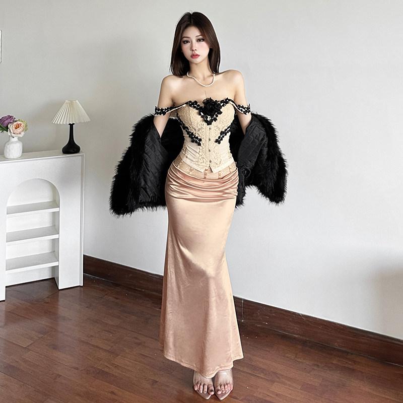 SylCue 财阀千金立体花朵蕾丝吊带背心高腰显瘦包臀鱼尾裙两件套,女装/女士精品,背心吊带,淘宝优惠券,粉丝福利购,淘宝优惠卷