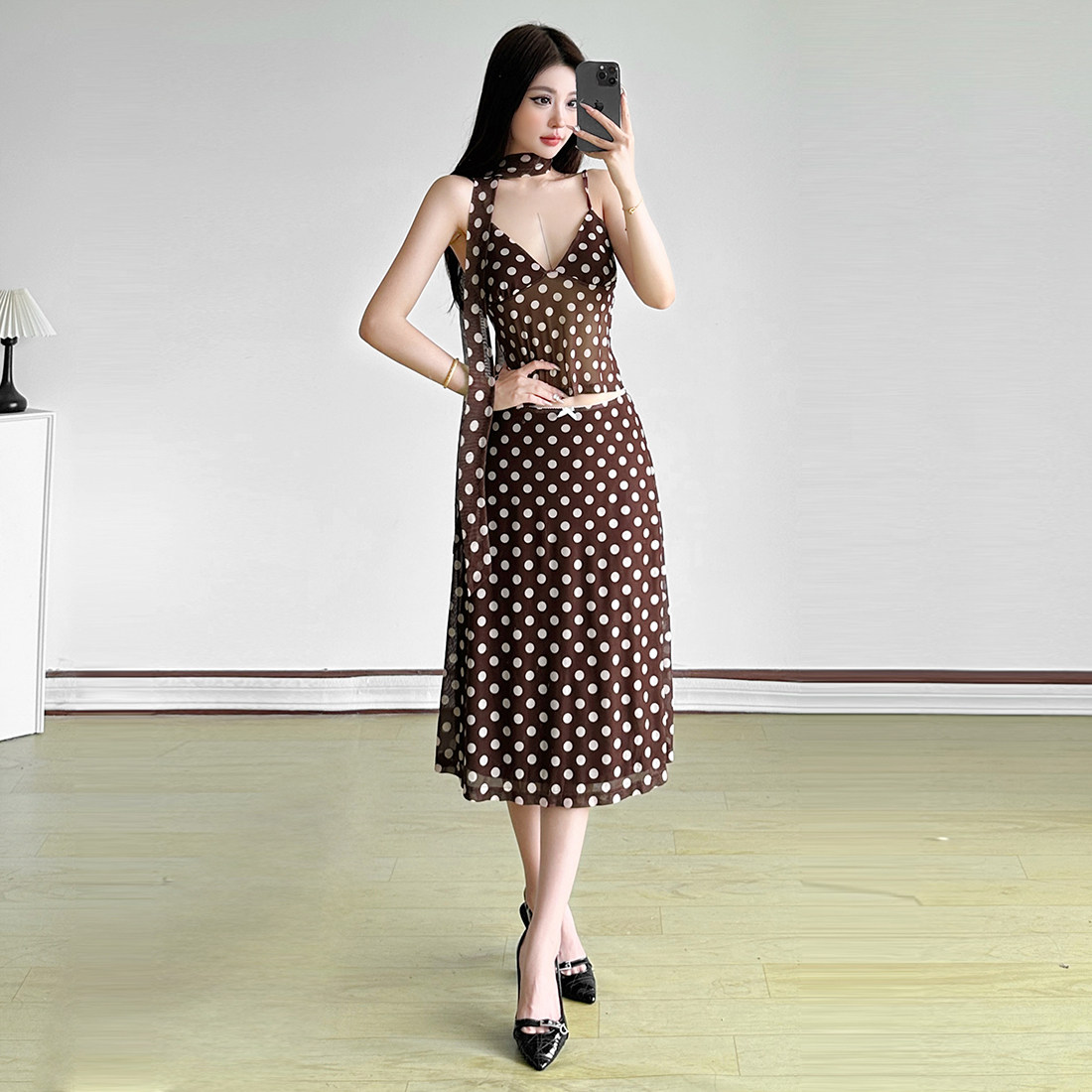 SylCue 港味复古风波点印花飘带显瘦吊带背心百搭修身半身裙套装