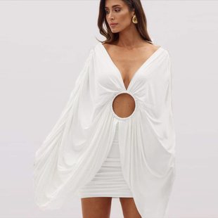 连衣裙褶皱收腰百搭包臀裙 长袖 SylCue 欧美复古风性感镂空蝙蝠袖