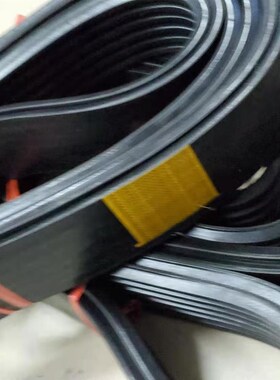 供应大型破碎机用联组三角带8L8V3350抽油机矿山设备8V3150橡胶带