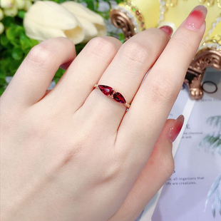 高颜值设计感红宝石戒指女士镀18K玫瑰金唯美显气质可调节指环