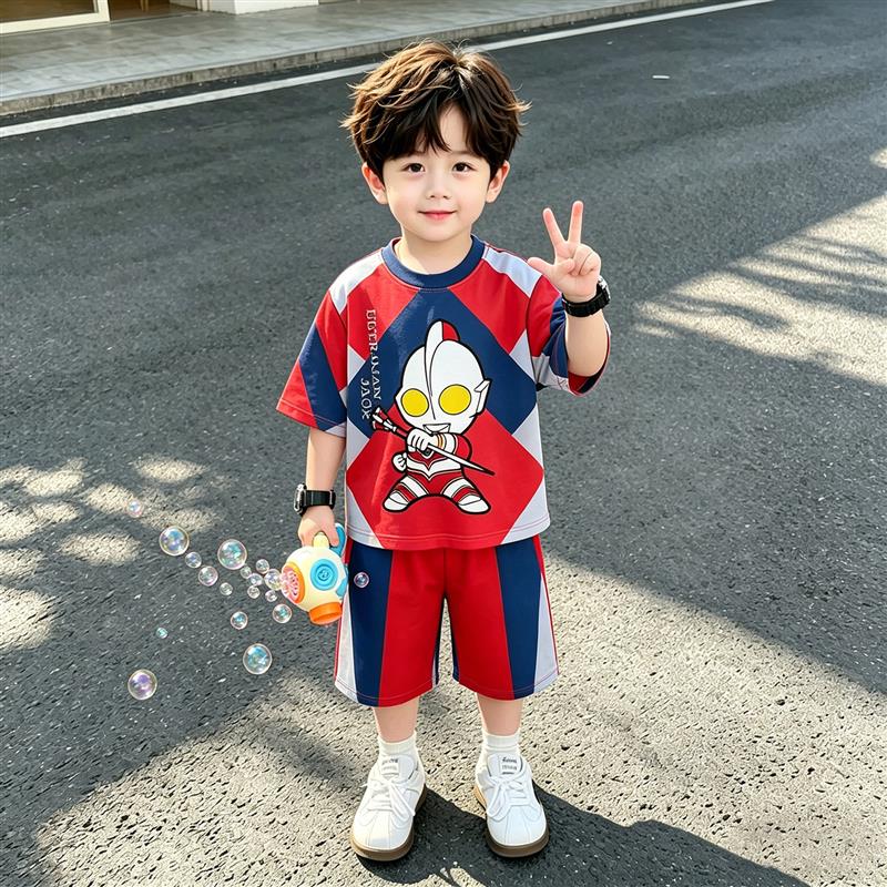 奥特曼衣服男童夏装套装2026款痞帅小少爷夏季披风短袖运动两件套