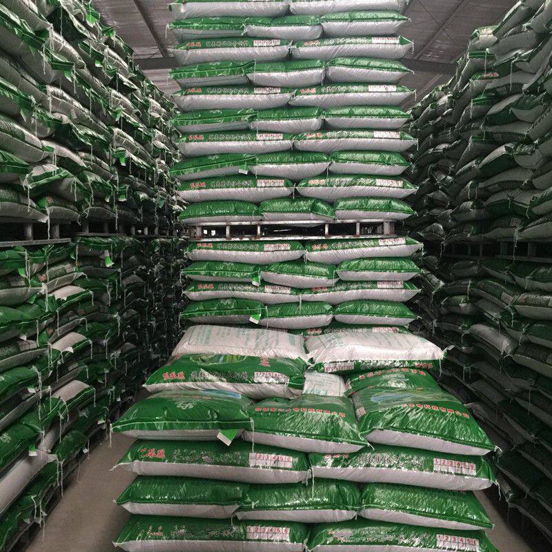 奶糕狗粮40斤幼成年德牧狼青拉布拉多去泪痕高钙亮毛干粮精品20KG