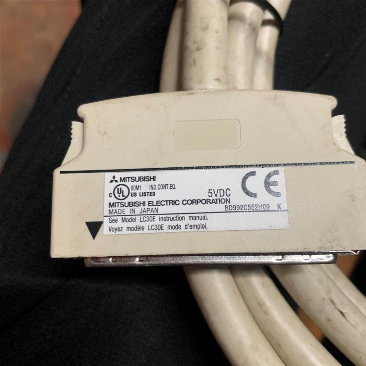 三菱L系列CPU扩展电缆 LC30E-CM，实物拍摄的照片，议价